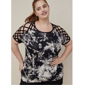 Torrid strappy palm super soft top